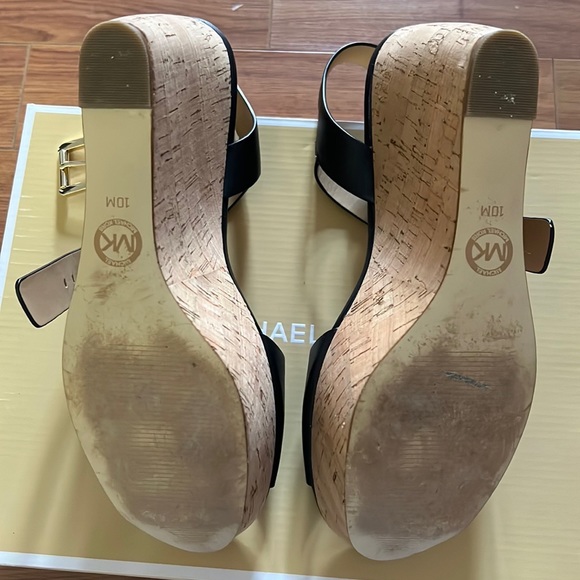 Michael Kors Summer Black Wedges - Picture 3 of 3